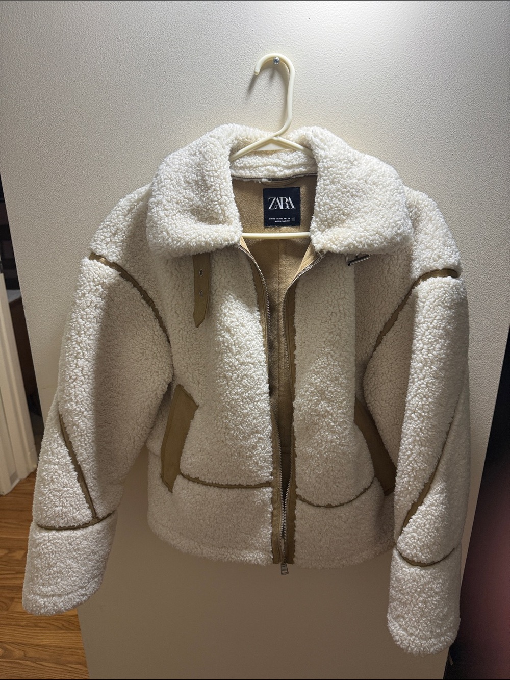 ZARA Cream Sherpa Jacket with Tan Suede Accents